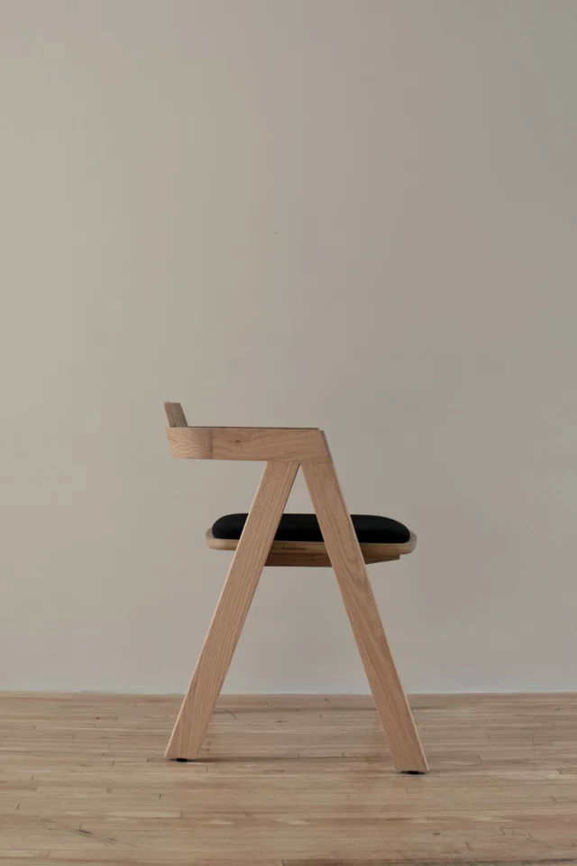 Compass Chair by Esrawe Studio